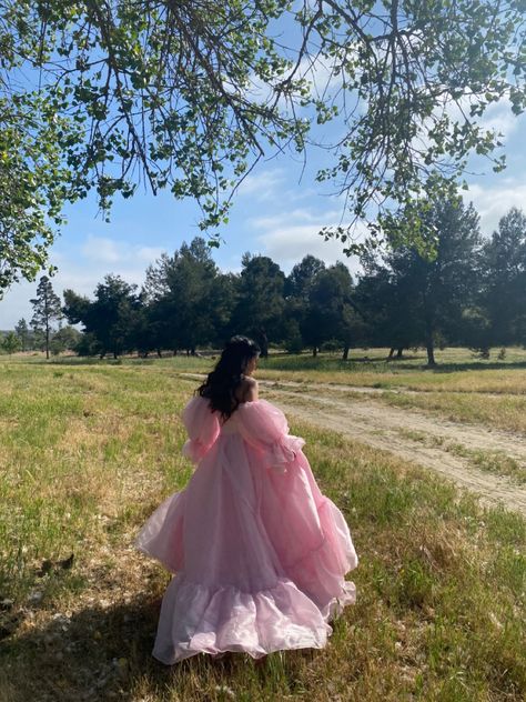 dress from fanciful doll Puffy Pink Dress, Gown Aesthetic, Pink Princess Aesthetic, Princess Dress Pink, Cottage Core Dresses, Fairy Gown, Debut Dresses, Gowns Aesthetic, Poofy Dress