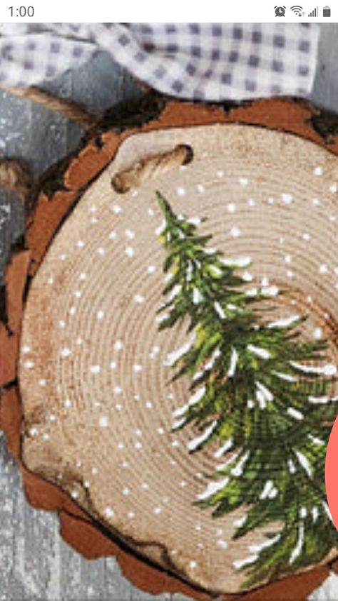 Christmas Tree Trunk Ideas Wood Slices, Log Slice Crafts Christmas Decorations, Wood Circle Crafts Tree Slices Christmas Ornament, Clear Christmas Ball Ornament Ideas Diy, Wood Ornaments Diy Tree Slices, Easy Christmas Ornaments For Kids, Wood Slice Art Christmas Grinch, Wood Slice Art Christmas Easy, Painted Log Slices Christmas