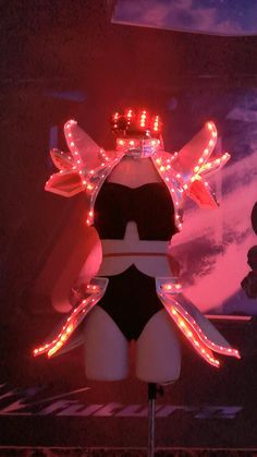 Clothes With Lights, Neon Lights Outfit, Light Up Festival Outfit, Light Up Rave Outfit, Led Rave Outfits, Led Light Dress, Dinosaur Rave Outfit, Show Dance Costumes, Light Up Outfits