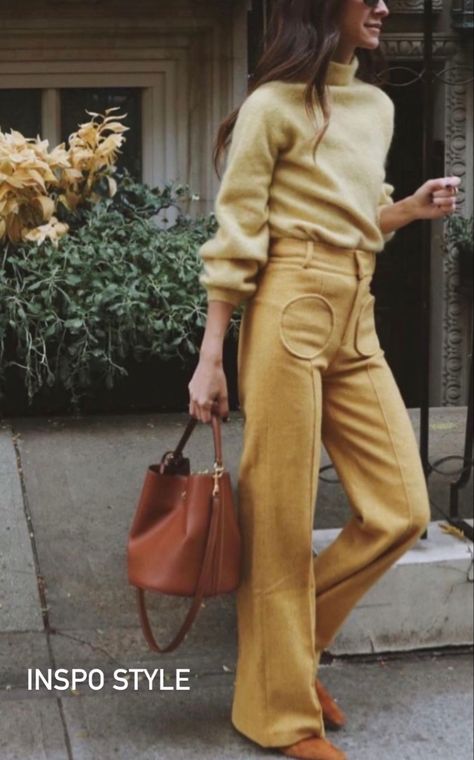 Yellow Trousers Outfit, Mustard Pants, European Street Style, Winter Pants Outfit, Office Casual Outfit, Street Style Summer, Autumn Street Style, Spring Street Style, Street Chic