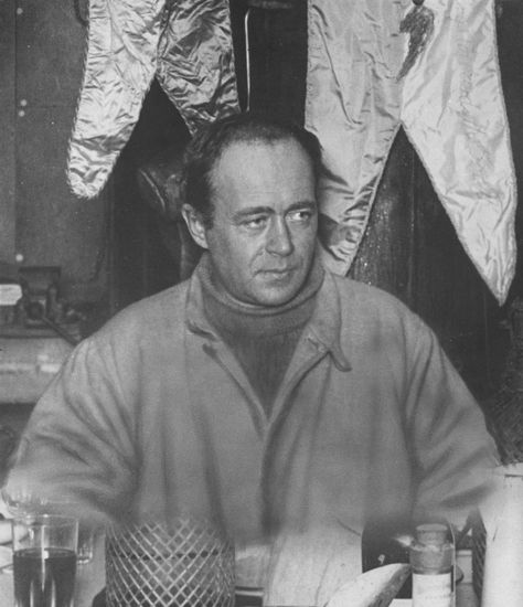 Robert Falcon Scott, Arctic Explorers, Heroic Age, Robert Scott, Research Institute, Historical Photos, Family History, Famous People, Historical Figures