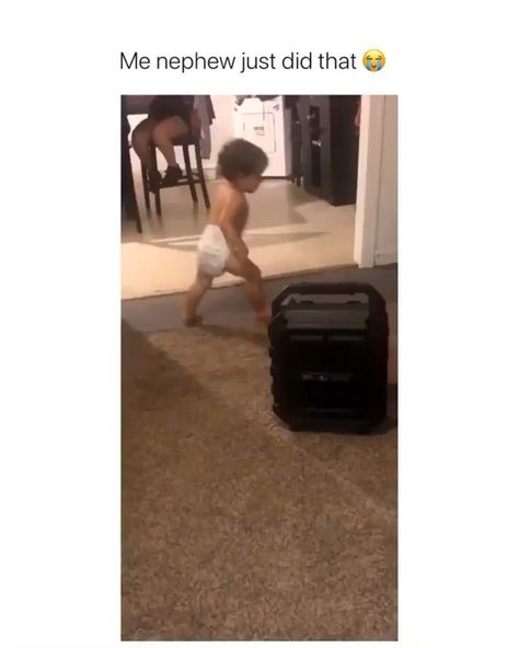 Funny Vedios, Bebe Video, Hilarious Videos, Funny Baby Memes, Baby Memes, Jen Videos, Cute Funny Babies, Kid Memes, Funny Short