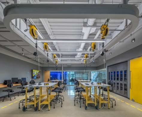 Boarding School Campus, Stem Lab Design, Robotics Lab, Makerspace Design, Web Dubois, Education Design Interior, Maker Labs, Kids Lab, Laboratory Design