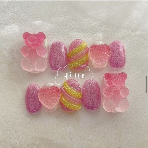 Japanese Kawaii Nail Art, Food Nails Designs, Gummy Nails, Kawaii Christmas Nails, Kidcore Nails, Gummy Bear Nails, Nail Polish Ideas Easy, Candy Nail Art, Tape Nail Art