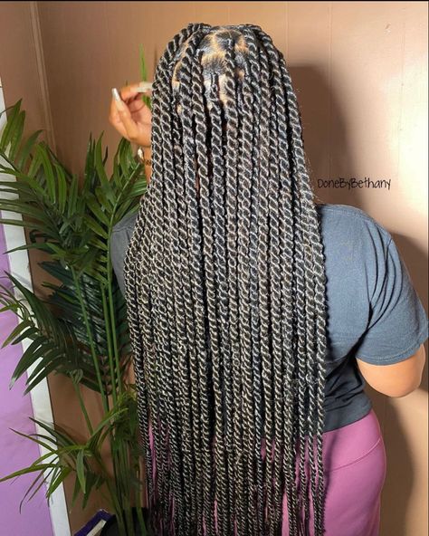 Medium Passion Twists Long, Medium Size Passion Twists, Passion Twist Medium Size, Passion Twists With Highlights, Cross Cross Passion Twist, Passion Twists Hairstyle Big Parts, Long Colored Passion Twists, Medium Passion Twists Hairstyle Long, Passion Twists Hairstyle Long Color