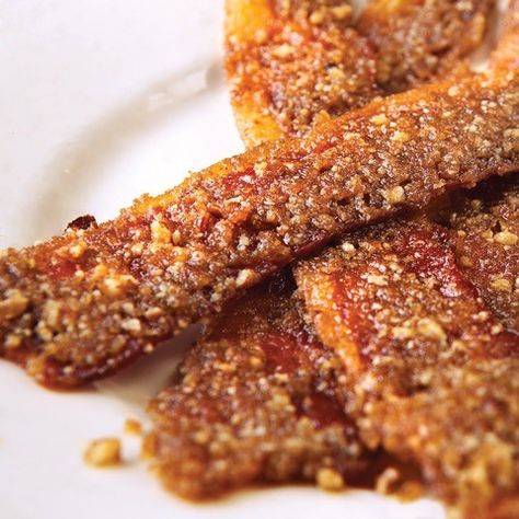 Praline Bacon Recipe, Praline Bacon, Bacon Desserts, Bacon Treats, Bacon Dishes, Bacon Appetizers, Bacon Recipe, The Carnival, Finger Food Appetizers