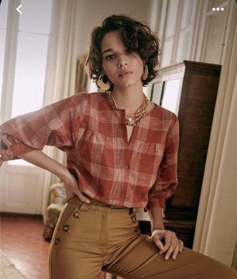 Loose Blouse, Looks Style, Style Blog, Outfits Casuales, Parisian Style, Hair Cut, Short Curly, New Hair, Hair Inspiration