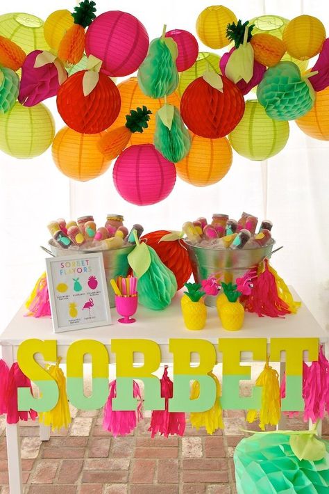 Fruit Party Ideas, Tutti Fruity Party, Twotti Fruity, Tutti Frutti Birthday Party, Tutti Frutti Party, Fruit Birthday Party, Fruit Birthday, Fiesta Tropical, Pineapple Parties