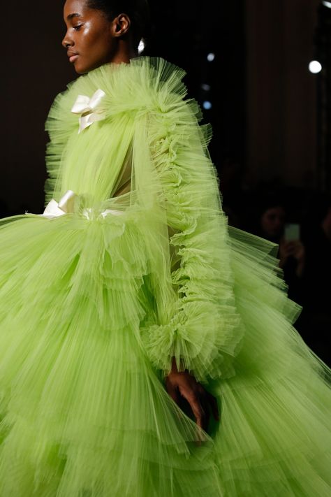 Julien Fournié, Detail Couture, Giambattista Valli Couture, Giambattista Valli Haute Couture, Bouchra Jarrar, Glam Dress, Tulle Ruffles, Green Palette, Spring Couture