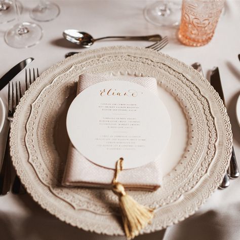 Shall we dine? // these beautiful circular menus have been one of my most popular requests. And it’s easy to see why: a menu and place card combined, elevated with a beautiful luxurious gold tassel. A&J opted for white to perfectly complement the beautiful blush tones of the flowers & tableware. How are you doing your menus? Venue @ashridgehouse Photography @piotrowskiphoto Tableware @duchessbutler Stationery @inkandpaper_ldn #weddingmenu #ashridgehouse #hotfoilmenu #onthedaystationery... Wedding Menu With Tassel, Ashridge House, Menu And Place Card, Dining Menu, Blush Tones, House Wedding, Menu Cards, Place Card, Wedding Menu