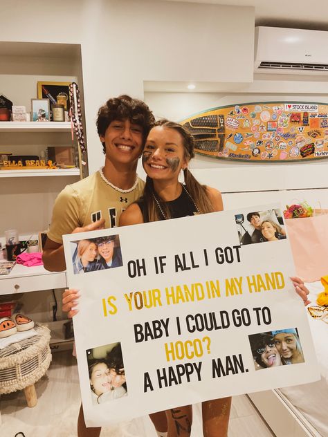 #hoco #hocoproposal #homecoming #dance #trending #trend #country #thomasrhett Country Homecoming Proposal, Hoco Proposal Ideas, Cute Hoco Proposals, Homecoming Poster Ideas, Cute Promposals, Homecoming Signs, Prom Posters, Cute Homecoming Proposals, Cute Prom Proposals