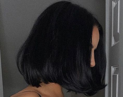 Black Bob Aesthetic, Black Short Hair Aesthetic, Jet Black Hair Short, Short Black Hair Bob, Jet Black Short Hair, Black Hair Bob Haircut, Thick Bob, Short Black Bob, Black Shoulder Length Hair