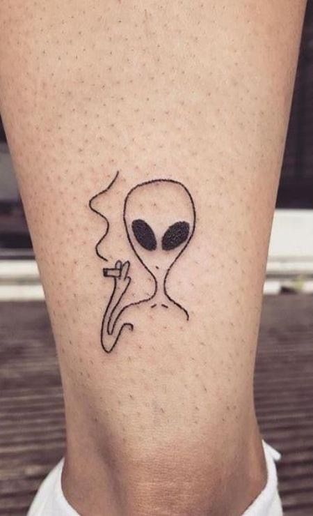 Tattoo Alien, Small Dope Tattoos, E.t Tattoo, Bull Skull Tattoos, Simpsons Tattoo, Ufo Tattoo, Zeus Tattoo, Geometric Sleeve Tattoo