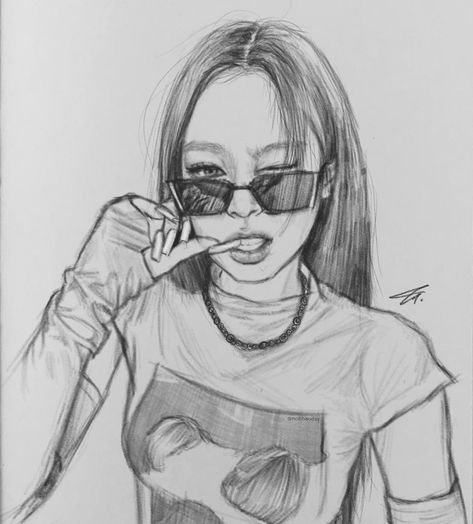 Pencil Sketches Easy, Pencil Sketch Images, Beauty Art Drawings, Kpop Drawings, Easy Drawings Sketches, Arte Inspo, Art Drawings Sketches Creative, Sketches Easy, Book Art Drawings