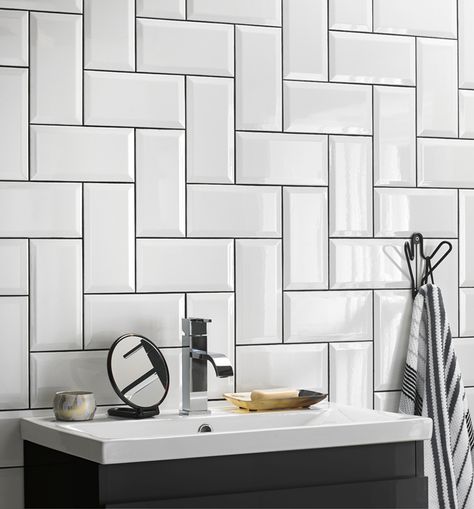 White Tile Bathroom Walls, Metro Tiles Bathroom, Brick Effect Tiles, Brick Bathroom, Metro White, White Bathroom Tiles, Metro Tiles, White Subway Tiles, Bathroom Tile Designs