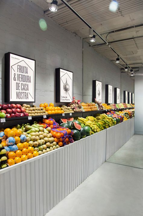 Casa Nostra by Miriam Barrio | Shop interiors Supermarket Design Interior, Fruit And Veg Shop, Vegetable Shop, Grocery Store Design, Supermarket Design, Fruit Displays, Fruit Display, Fruit Shop, Healthy Food Delivery