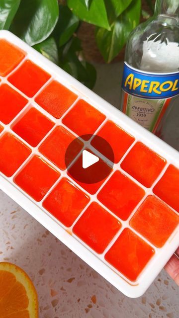 26K likes, 843 comments - liveeatlearn on June 28, 2024: "Summer Tip: Keep these Aperol Spritz Ice Cubes in your freezer until cocktail time, then add them to a glass with Prosecco and a slice of orange. Easiest cocktail ever! 🍊☀️🧊 These will be an ABSOLUTE HIT when you bring them out 🥂✨ For 10 cocktails you’ll need: 2 cups Aperol 1 cup orange juice 1 cup lemonade 2 750 mL bottles Prosecco Orange slices Comment 👉 “spritz” for the full guide (with flavor variations!) aperol | spritz | coc Aperol Spritz Ice Cubes, Aperol Ice Cubes, Spritz Cocktails, Aperol Spritz Recipe, Cocktails Summer, Summer Drink Cocktails, Drinks Summer, Orange Party, Homemade Holiday