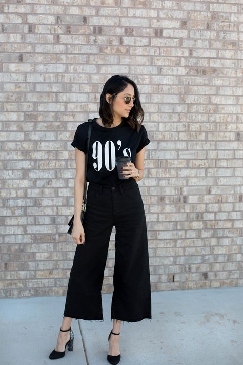 7 Ways To Style Wide Leg Pants Black Cullotes Outfits, Kulot Pants, Minimal Stil, Outfit Ideas Cute, Outfit Ideas Black, Style Wide Leg Pants, Nude Outfits, Black Wide Leg Pants, 90s Fashion Outfits