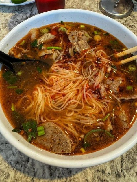 Soup Lovers | Pho Soup  | Facebook Warm Soup Recipes, Soup Lovers, Pho Soup, Pho Bowl, Beef Noodle Soup, Spicy Noodles, Spicy Beef, Noodle Soup Recipes, Vietnamese Food