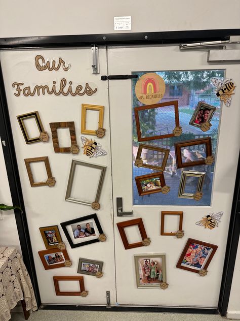 Family photo display, families, kindergarten Family Photos Preschool Display, Reggio Family Photo Display, Preschool Family Board Ideas, Family Photo Wall Preschool Classroom, Family Display Eyfs, Preschool Classroom Art Display, Reggio Family Display, Family Board Ideas Classroom Preschool, Family Board Ideas