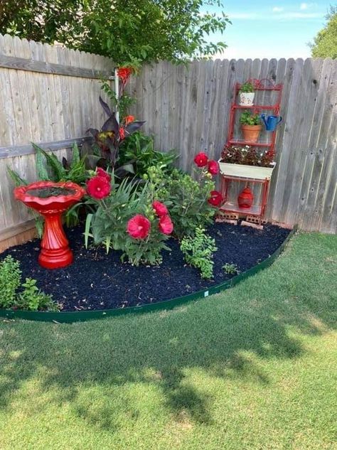 Corner Landscaping, Front Yard Garden Design, Backyard Renovations, Corner Garden, Diy Backyard Landscaping, Backyard Diy Projects, Garden Yard Ideas, Modern Patio, Outdoor Decor Backyard