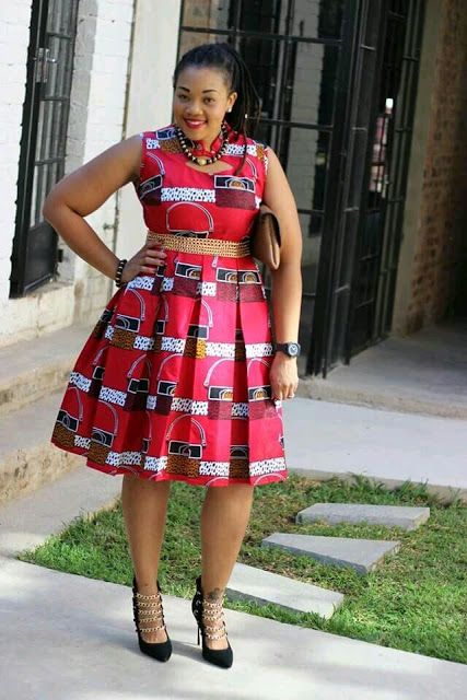 Kitenge Dress, Styles Ankara, African Chic, Mode Prints, African Styles, Best African Dresses, Short African Dresses, African Dresses Modern, Africa Dress