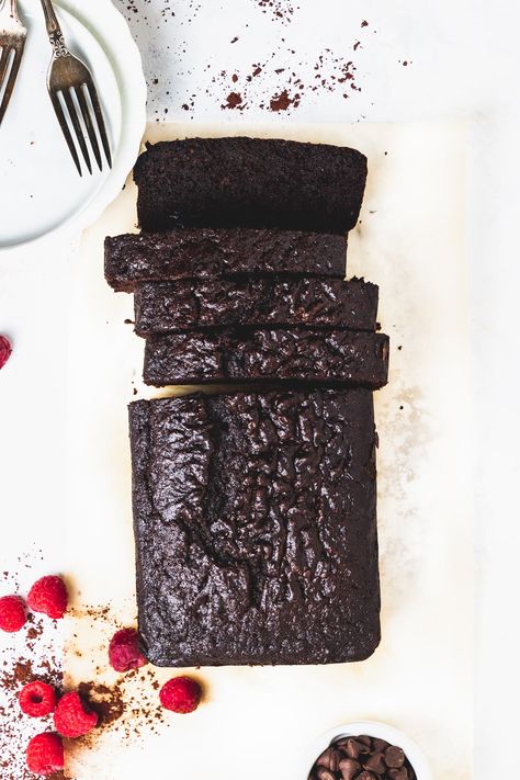 Best Simple Chocolate Cake, Chocolate Loaf, Chocolate Loaf Cake, Chocolate Bites, Easy Chocolate Cake, Moist Chocolate Cake, Healthy Cake, Loaf Cake, Dessert Bread