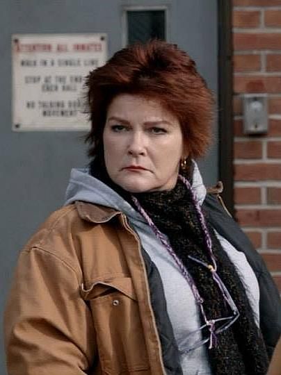 Galina “Red” Reznikov/Kate Mulgrew ..what a look.. Oitnb Red, Russia Women, Captain Janeway, Aesthetic Patterns, Kate Mulgrew, Laura Prepon, Natasha Lyonne, Star Trek Voyager, Orange Is The New