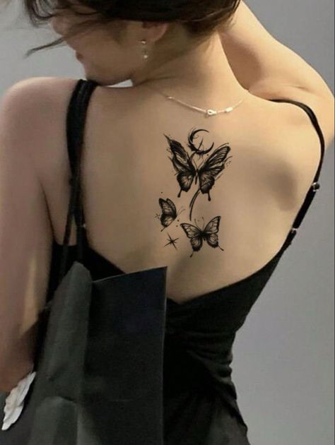 Small Pretty Tattoos, Butterfly Tattoos, Back Tattoo Women, Discreet Tattoos, Spine Tattoos, Elegant Tattoos, Pattern Tattoo, Back Tattoos, Dope Tattoos