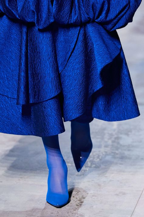 Classic Blue Pantone, Yves Klein Blue, Givenchy Fashion, Givenchy Couture, Blue Inspiration, Fashion Themes, Klein Blue, Feeling Blue, Fabulous Shoes