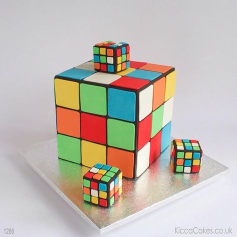 65 Birthday Cake, Cube Cake, Unique Party Themes, Rubix Cube, Valentine Cake, 65th Birthday, Cakes For Men, 11th Birthday, Cakes For Boys