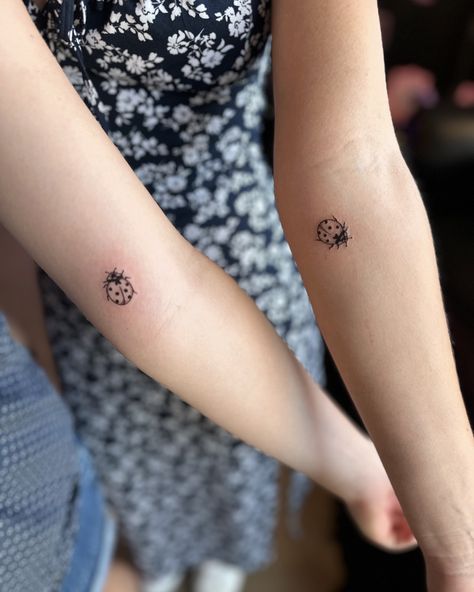 🪲Teeny tiny matching sister tattoos! They grew up catching lady bugs together and now they have one on them for life. The sweetest of sisters! 🪲 #ladybug #ladybugtattoo #tinytattoo #bendoregon #microtattoo #matchingtattoos Ladybugs Tattoo, Ladybug Friendship Tattoo, Three Ladybugs Tattoo, Minimalistic Ladybug Tattoo, Dainty Ladybug Tattoo Black, Tattoo Ladybug, Lady Bird Tattoo, Lady Bug Fine Line Tattoos, Dainty Ladybug Tattoo