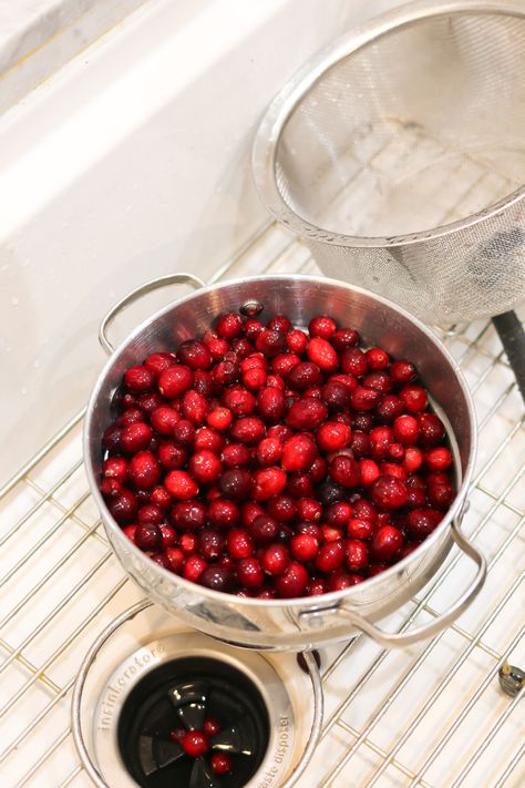 Drying Cranberries In Oven For Potpourri, How To Dry Cranberries For Decoration, Stringing Cranberries, How To Dry Cranberries, Cranberry Decor, Cranberries Decor, Holiday Potpourri, Stove Top Potpourri, Fresh Cranberries