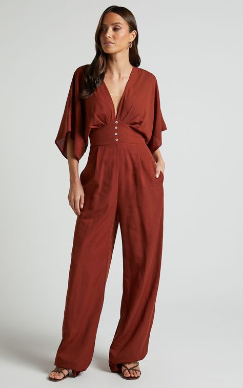 Trouser Inspiration, Long Romper Outfit, Romper Outfit Dressy, Jumpsuit V Neck, Cocktail Suit, Work Jumpsuit, Grad Outfits, Wedding Guest Outfit Fall, Mehndi Night