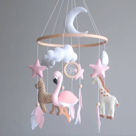 "Cute safari crib mobile for baby girl 👶❤" Pink Safari Nursery, Safari Nursery Mobile, Safari Nursery Girl, Safari Baby Girl, Crib Mobile Girl, Pink Baby Mobile, Mobile For Baby, Safari Baby Mobile