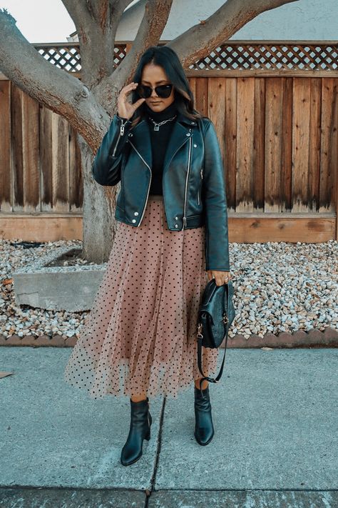 Do’s & Dont’s of Wearing Midi Skirts with Ankle Boots & Styling Ideas Midi Cocktail Dress With Boots, Fall Dresses With Boots Ankle Booties Maxi, Flat Boots Dress Outfit, Tea Length Dress With Boots, Long Skirts Boots Outfit, Midi Skirt Ankle Boots Outfit, Midi With Boots, Shoes Midi Skirt, Pattern Boots Outfit