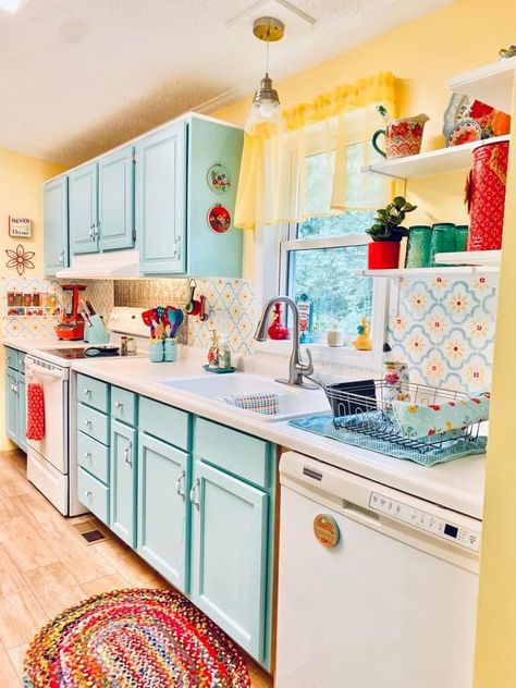 Retro Country Kitchen, Blue And Yellow Kitchen Cabinets, Bright Farmhouse Kitchen, Colorful Mexican Kitchen, Pioneer Woman Inspired Kitchen, Yellow Farmhouse Kitchen, Colorful Farmhouse Kitchen, 50s Farmhouse, Cute Kitchen Ideas