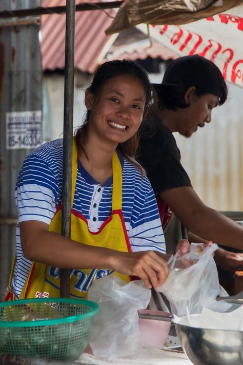 https://flic.kr/p/XwHVcx | Street vendors | Thonburi, Bangkok, Thailand Street Vendors, Street Vendor, Bangkok Thailand, Bangkok, Art Ideas, Mood Board, Thailand, Sketch, Quick Saves