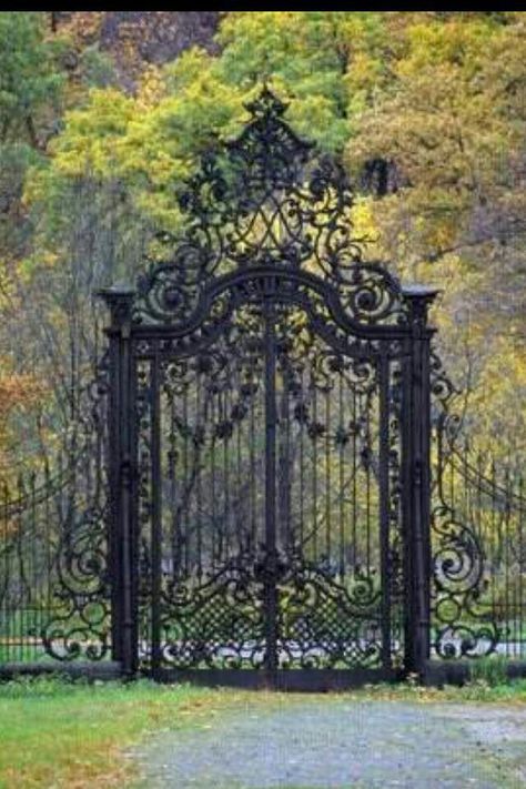 Old Gates, Garden Gates And Fencing, Entrance Gates Design, Wrought Iron Gate, Front Gates, Wooden Gates, Wrought Iron Gates, Entry Gates, Iron Fence