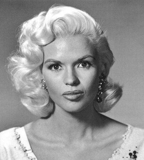 Jayne Mansfield photographed during a hair test for the film “Will Success Spoil Rock Hunter?”, 1957  #jaynemansfield Hair Test, Diana Dors, Jayne Mansfield, Hollywood Icons, Actrices Hollywood, After Life, Blonde Bombshell, Golden Age Of Hollywood, Hollywood Glamour