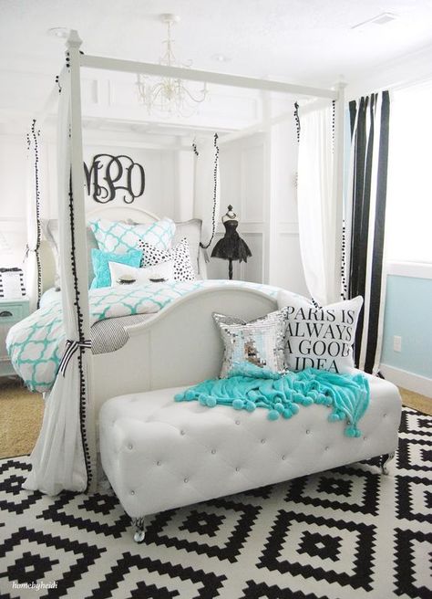 Tiffany Inspired Bedroom, Paris Bedroom, Inspired Bedroom, Teen Girl Bedroom, Cute Bedroom Ideas, Casa Vintage, Girl Bedroom Designs, Room Deco