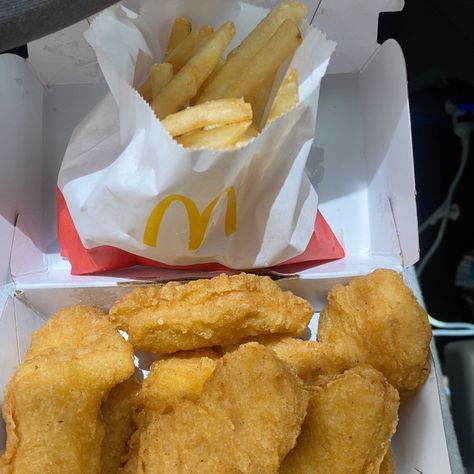 Mcdonald's Nuggets, Mcdonald Nuggets, Mcdonalds Nuggets Aesthetic, Mcdonald’s Nuggets, Mc Nuggets, Nuggets Aesthetic, Mcdonalds Aesthetic, Mcdonalds Nuggets, I Want Food