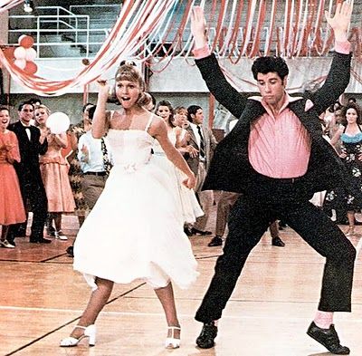 Danny and Sandy #grease #handjive Grease Film, Sandy And Danny, Michael Haneke, Grease 1978, Hand Jive, Grease Movie, Grease Is The Word, Danny Zuko, Septième Art