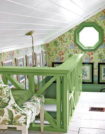 I'm diggin everything about this space; green railing/trim! Deco Champetre, Cottage Shabby Chic, Attic Room, Attic Space, Attic Renovation, Attic Spaces, Attic Remodel, Green Paint Colors, Style Cottage