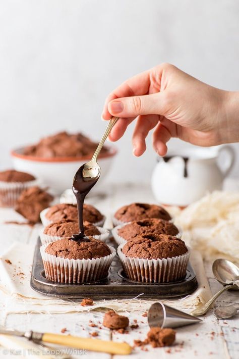 Decadent Triple Chocolate Cupcakes Chocolate Pop Tarts, Ideas For Cupcakes, Hot Chocolate Cupcakes, Icing Chocolate, Food Photography Dessert, Chocolate Fudge Sauce, Luxurious Chocolate, Hot Chocolate Fudge, Pumpkin Sheet Cake