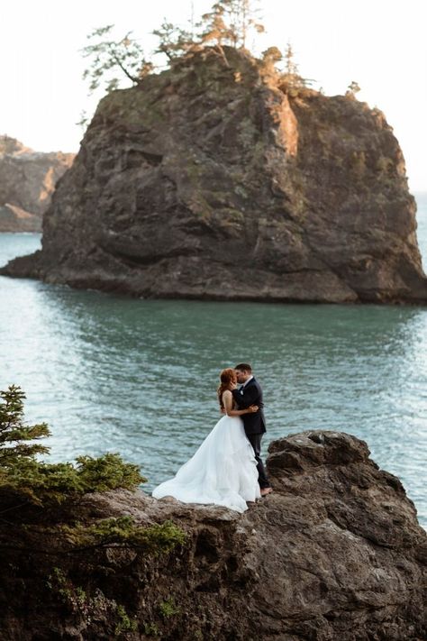 Pacific Northwest Beach, State Park Elopement, Brookings Oregon, Oregon Coast Elopement, Southern Oregon Coast, Wedding Dresses Whimsical, Coast Elopement, Sea Wedding, Outdoor Elopement