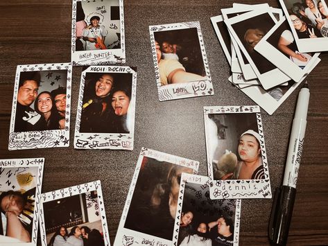 #polaroid #pictures #pic #draw #doodle #decor #design #memories #memory #family #friends #college #dorm #dormdecor Polaroid Doodle Drawings, Polaroid Pictures Drawing Ideas, Polaroid Decoration Ideas, Polaroid Doodle, Polaroid Drawing, Doodle Pictures, College Ideas, Draw Doodle, Draw Ideas