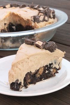 Brownie With Peanut Butter, Cold Pies, Brownie Pie Recipe, Mousse Desserts, Celebrating Sweets, Mousse Pie, Brownie Pie, Peanut Butter Mousse, Peanut Butter Desserts