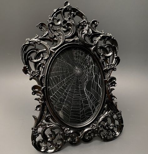 Gothic Picture Frames Diy, Gothic Mirror Frame, Side Desk, Gothic Mirror, Gothic Pictures, Goth Things, Gothic Elements, Oval Picture Frames, Cave Creek