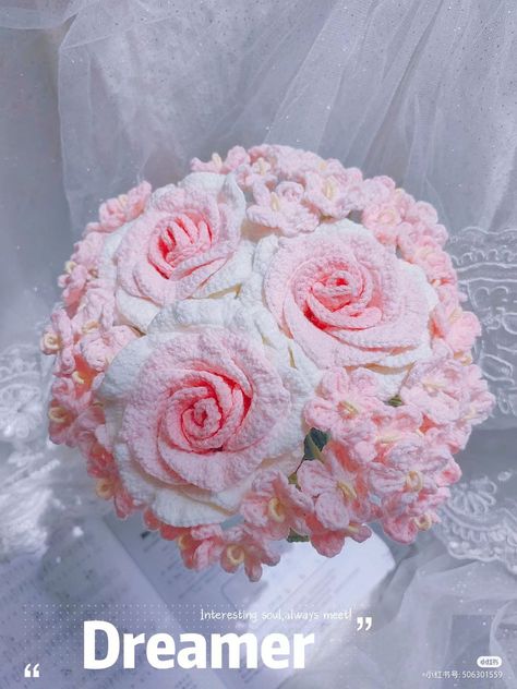 bunch of roses crochet pattern Wedding Crochet Patterns, Roses Crochet, Patio Oasis, Bunch Of Roses, Crochet Wedding, Crochet Design, Crochet Flower Patterns, Birthday Photoshoot, Cute Crochet